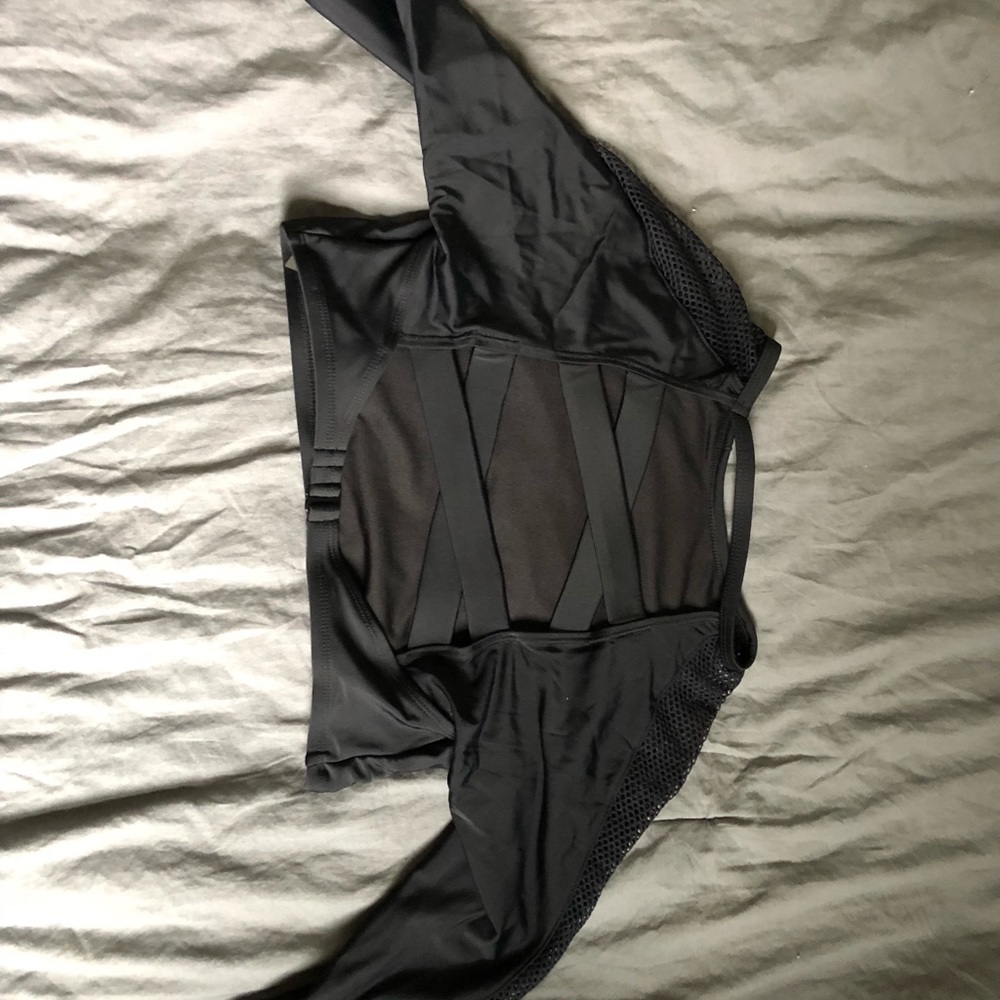 Open Back Active Crop Top